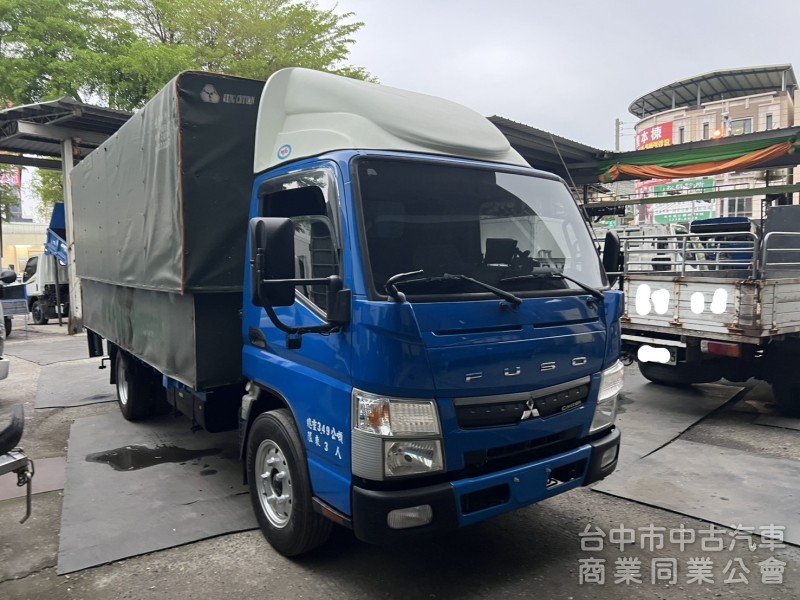 2019年12月出廠 加長14尺多堅達 電動升降帆布跟外雙缸大尾門 里程大約15萬多