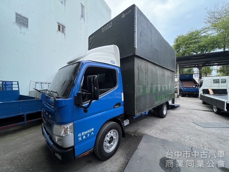 2019年12月出廠 加長14尺多堅達 電動升降帆布跟外雙缸大尾門 里程大約15萬多