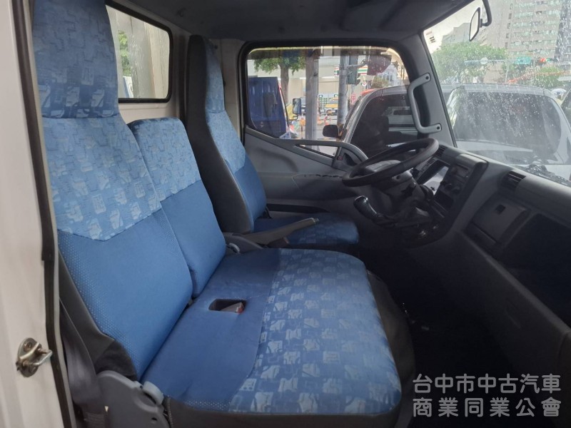 2011年3月出廠 堅達 11尺半 改雙扁 加裝尾門