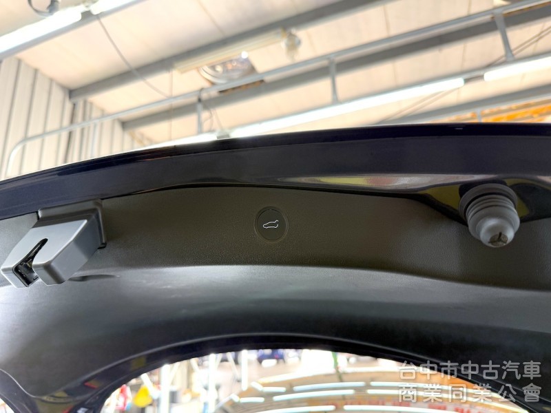 新達車業 2022年 TESLA Model 3 LR FSD 後座螢幕 可全貸