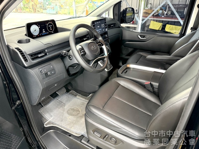 2022年 現代 STARIA GLD-C CARPLAY 可全貸