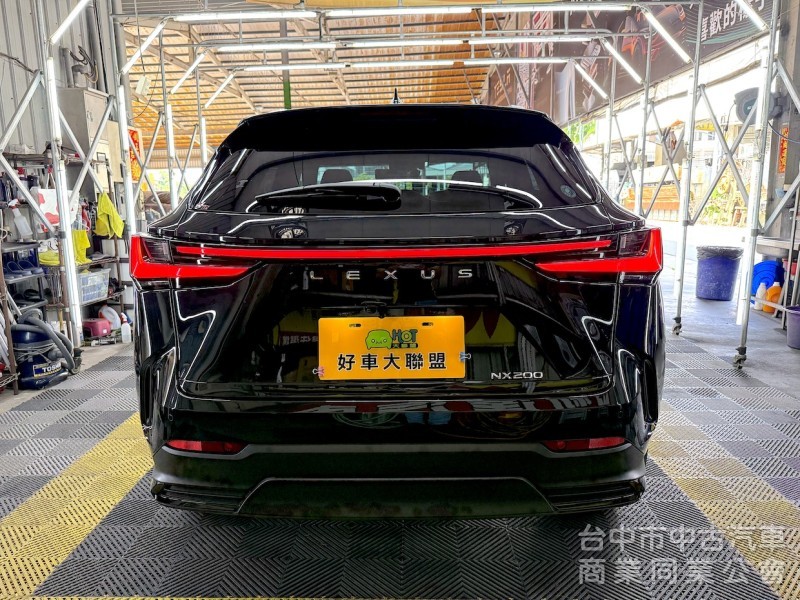 2024年 LEXUS NX200 CARPLAY 環景 可全貸