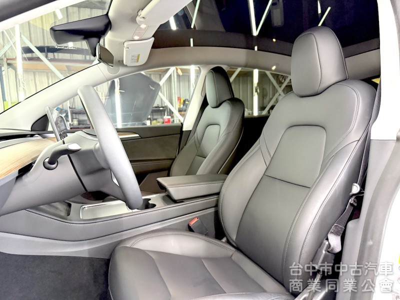 2024年 TESLA Model Y RWD 可全貸