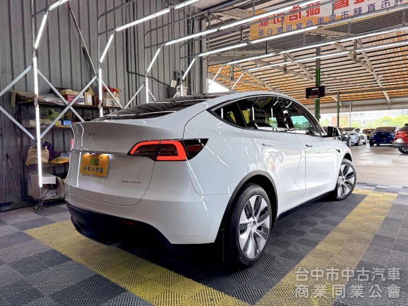 2023年 TESLA Model Y LR 可全貸