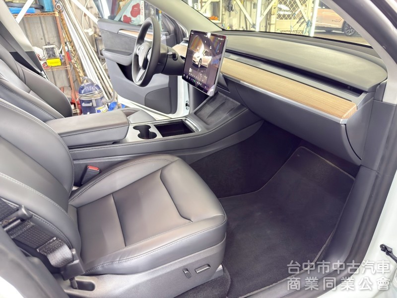 2022年 TESLA Model Y LR 可全貸