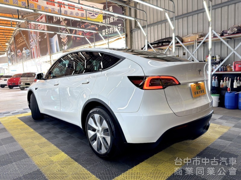 2022年 TESLA Model Y LR 可全貸