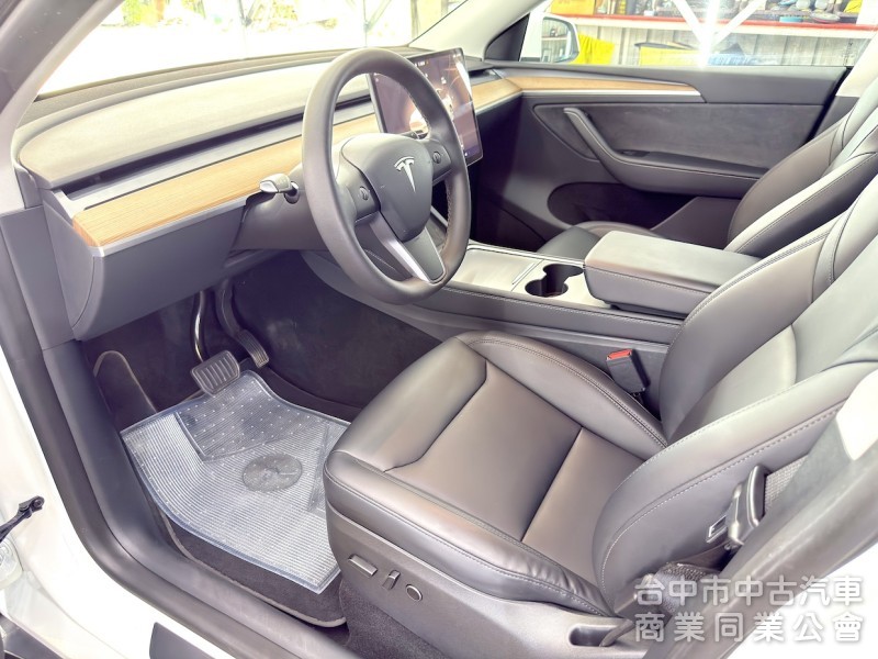 2022年 TESLA Model Y LR 可全貸