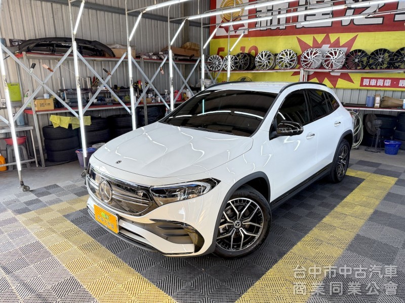2023年 BENZ EQA250 AMG 夜色套件 可全貸