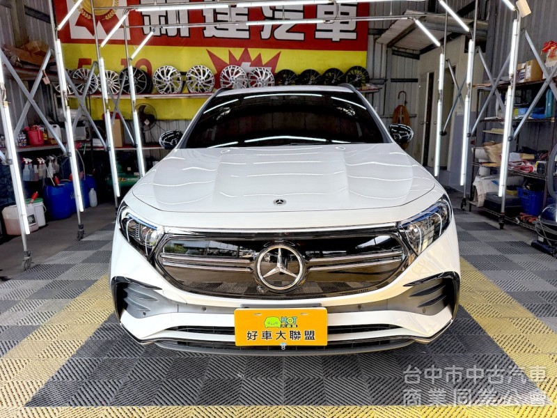 2023年 BENZ EQA250 AMG 夜色套件 可全貸