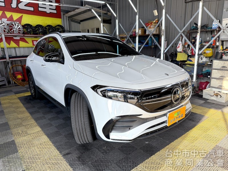 2023年 BENZ EQA250 AMG 夜色套件 可全貸