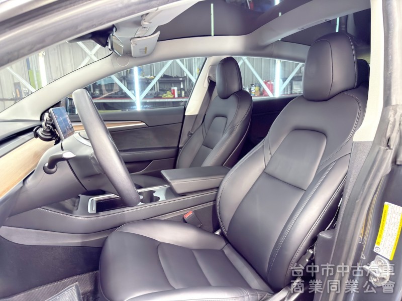 2022年 TESLA Model 3 LFP 可全貸