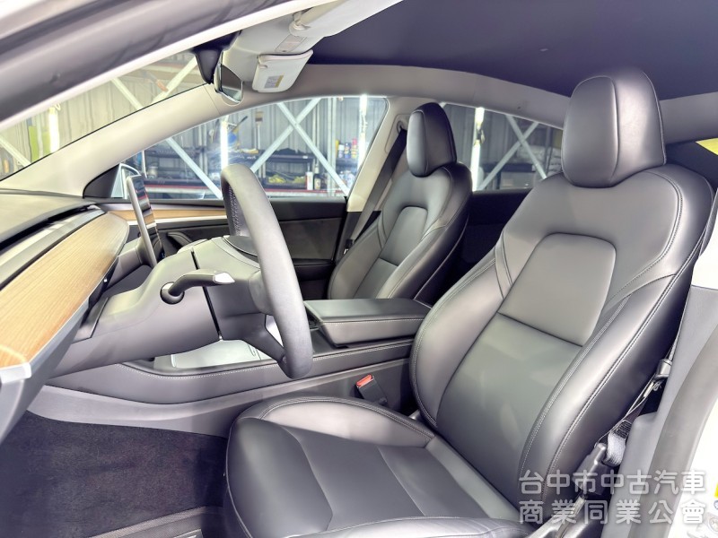 2024年 TESLA Model Y RWD 可全貸