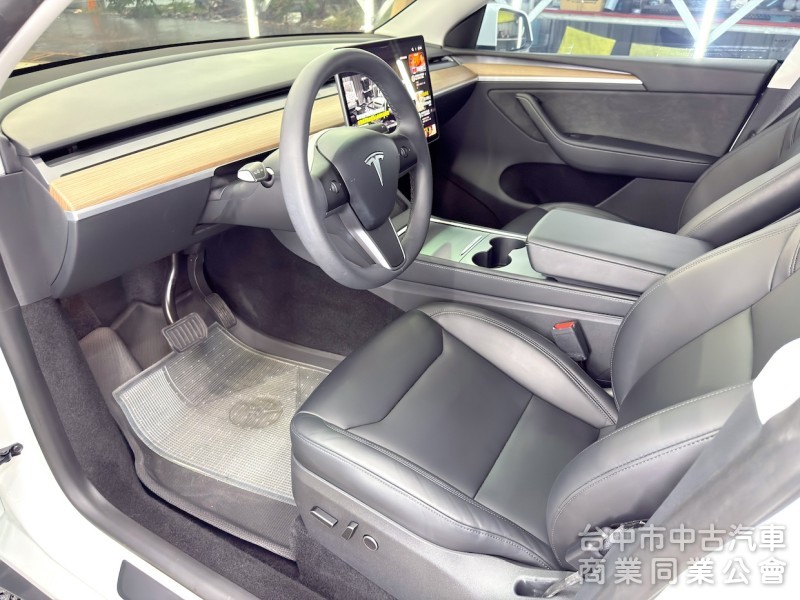 2024年 TESLA Model Y RWD 可全貸