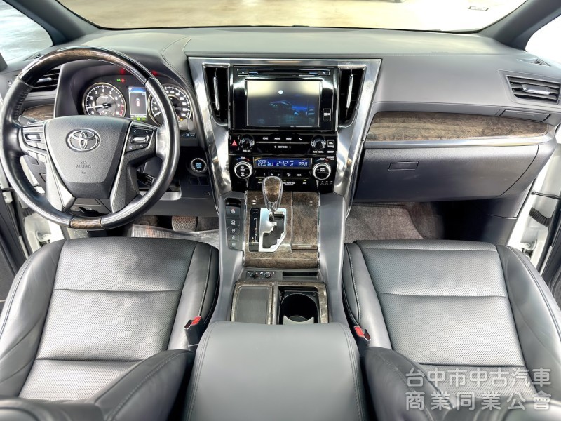 2019年 TOYOTA ALPHARD 可全貸