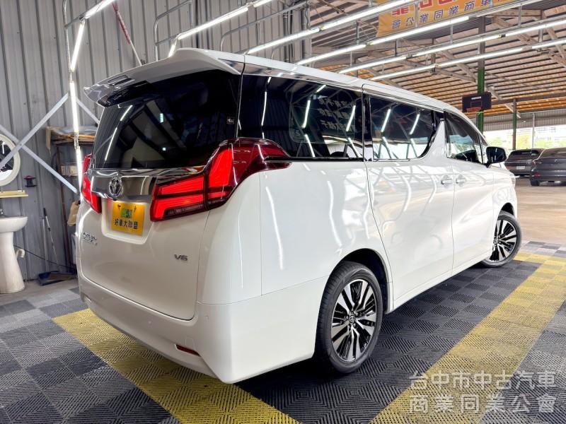 2019年 TOYOTA ALPHARD 可全貸