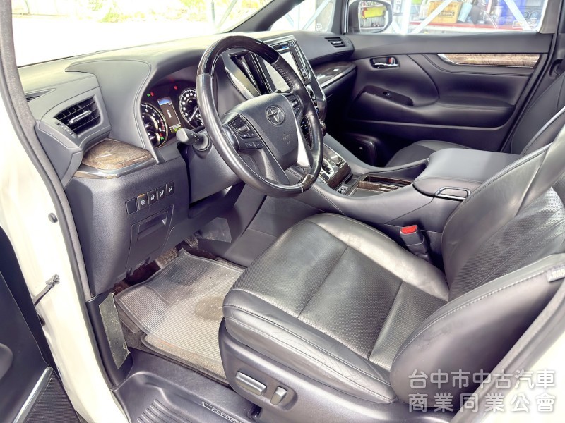 2019年 TOYOTA ALPHARD 可全貸