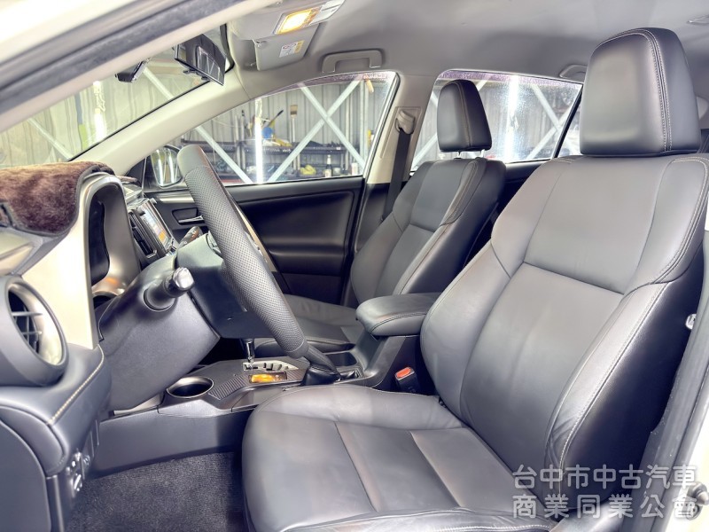 2015年 TOYOTA RAV4 電動坐椅 可全貸