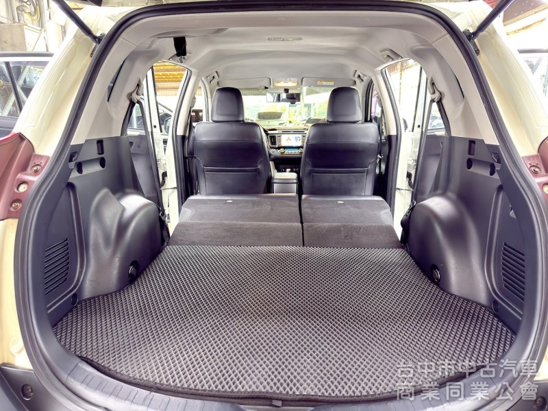 2015年 TOYOTA RAV4 電動坐椅 可全貸