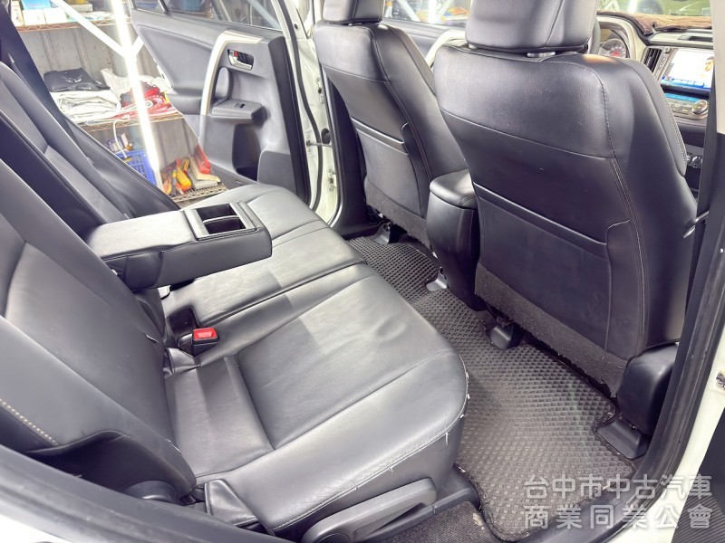 2015年 TOYOTA RAV4 電動坐椅 可全貸