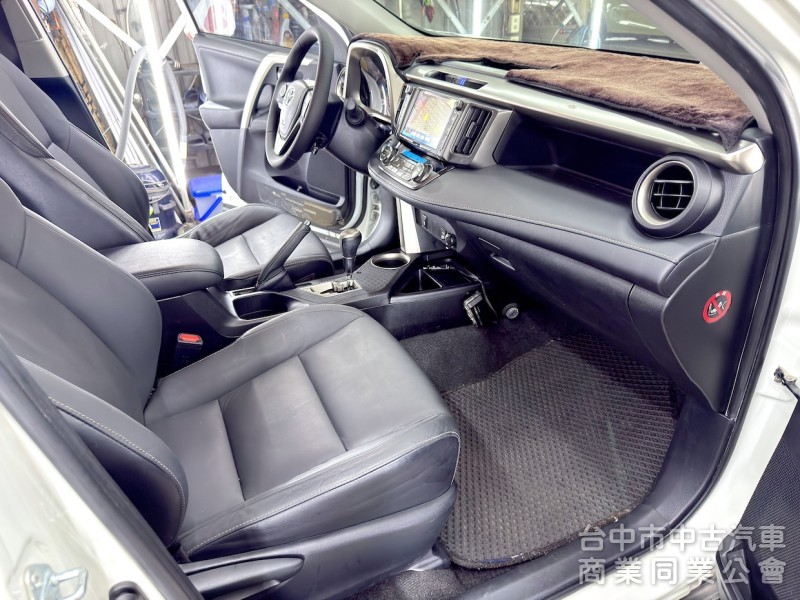 2015年 TOYOTA RAV4 電動坐椅 可全貸