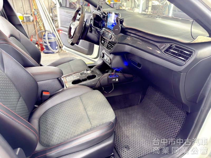 2022年 福特 Focus ST-Line Lommel X 精品改裝 可全貸
