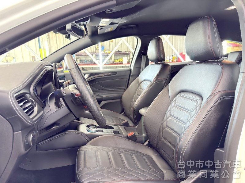 2023年 福特 Focus Wagon ST-Line Vignale 可全貸