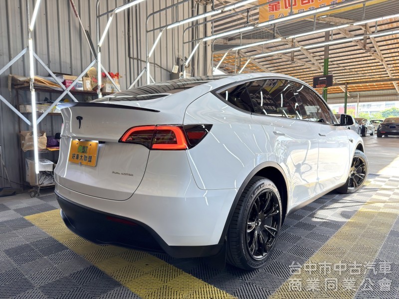 2023年 TESLA Model Y LR 可全貸