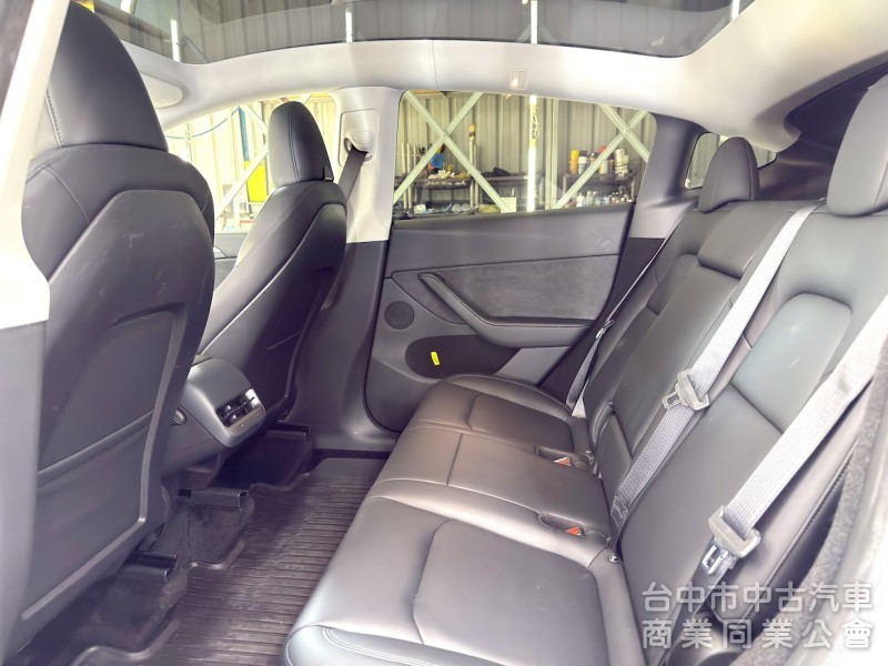 2023年 TESLA Model Y LR 可全貸