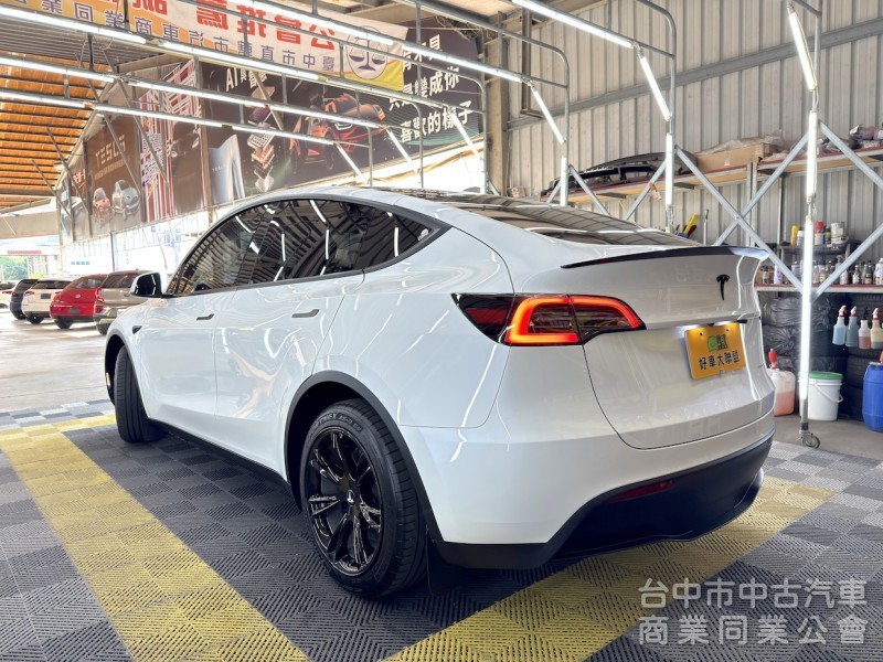 2023年 TESLA Model Y LR 可全貸