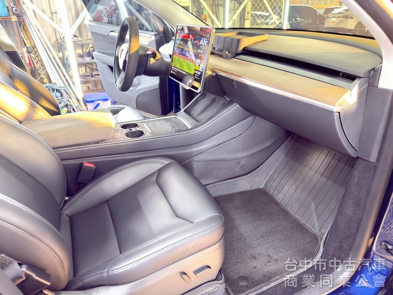 2023年 TESLA Model Y RWD EAP 可全貸