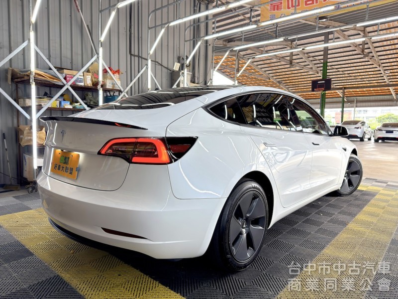 2022年 TESLA Model 3 LFP 可全貸