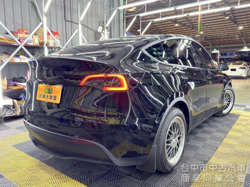 2023年 TESLA Model Y LR 可全貸