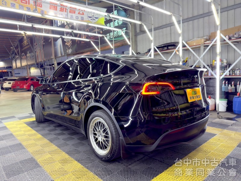 2023年 TESLA Model Y LR 可全貸