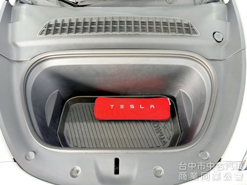 2023年 TESLA Model Y LR EAP 可全貸