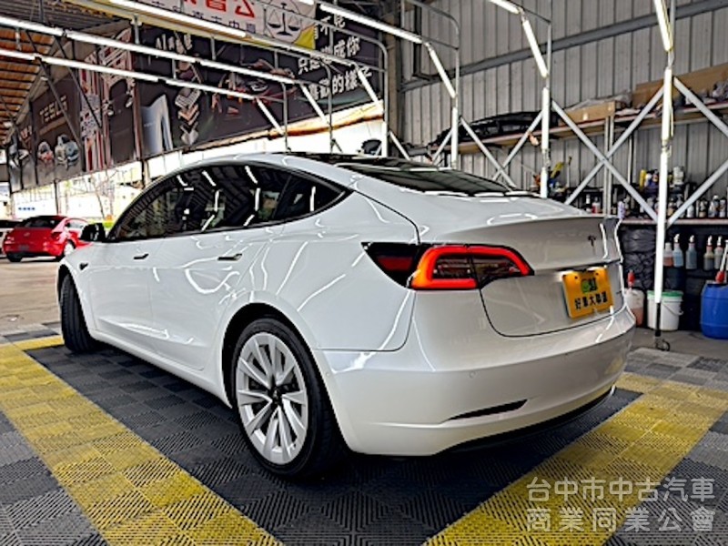 2022年 TESLA Model 3 LR 可全貸