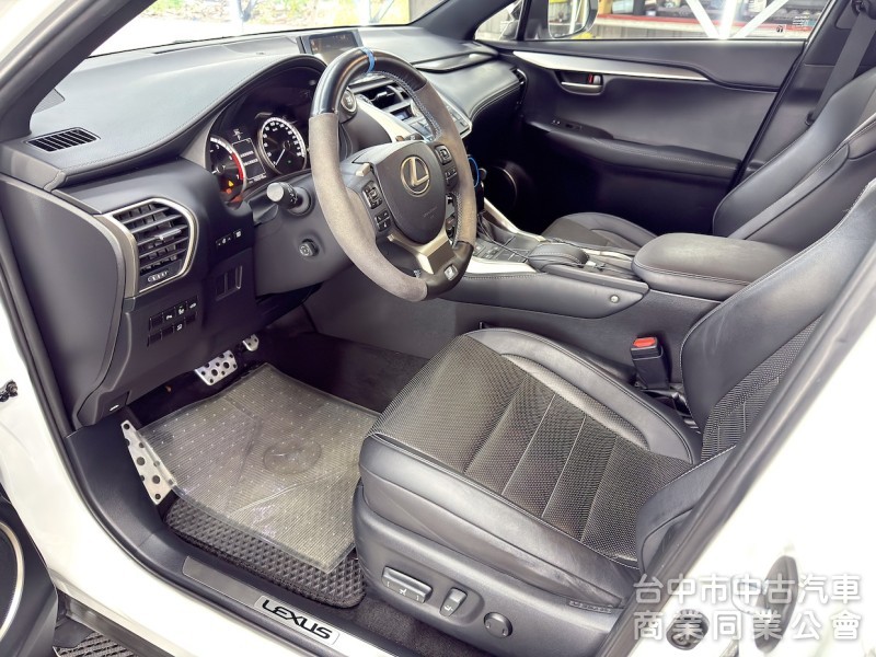 2016年 LEXUS NX200t F-Sport 可全貸