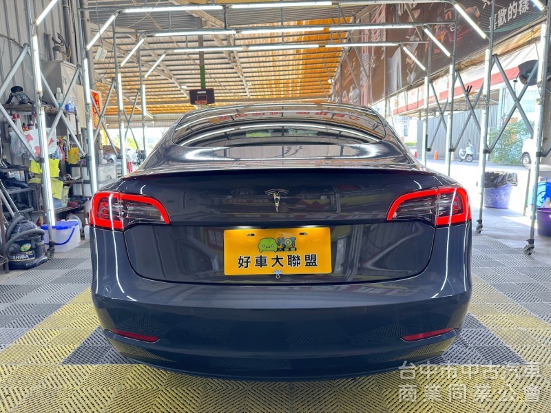 2022年 TESLA Model 3 LFP 可全貸