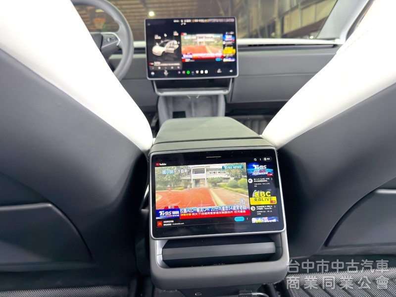 2025年 TESLA Model 3 SR 可全貸