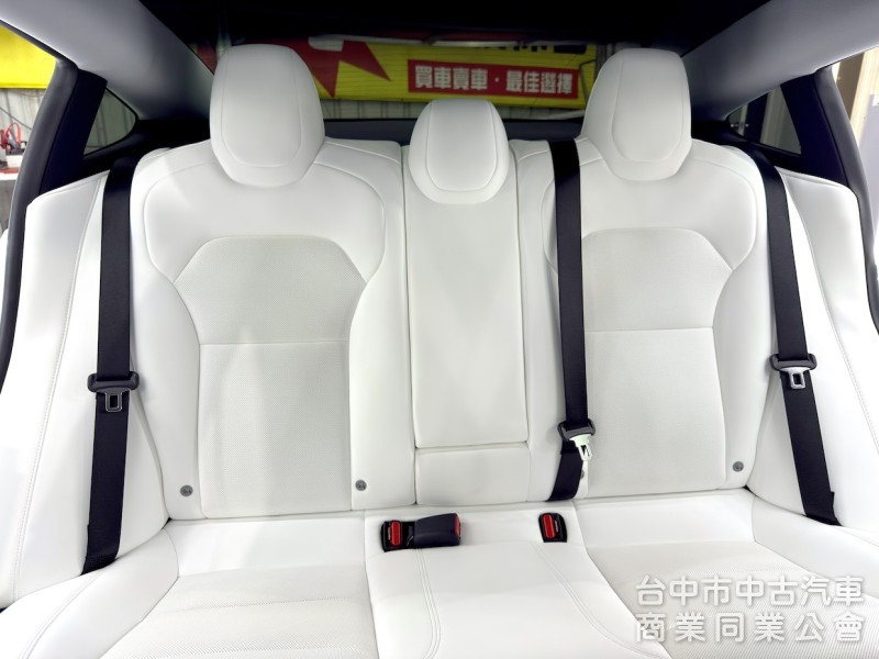 2025年 TESLA Model 3 SR 可全貸