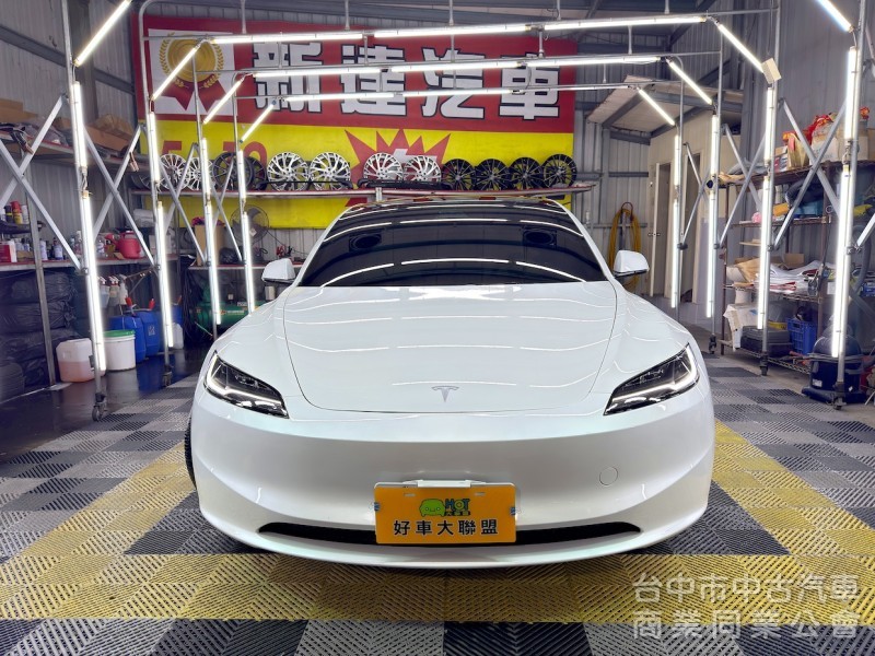 2025年 TESLA Model 3 SR 可全貸