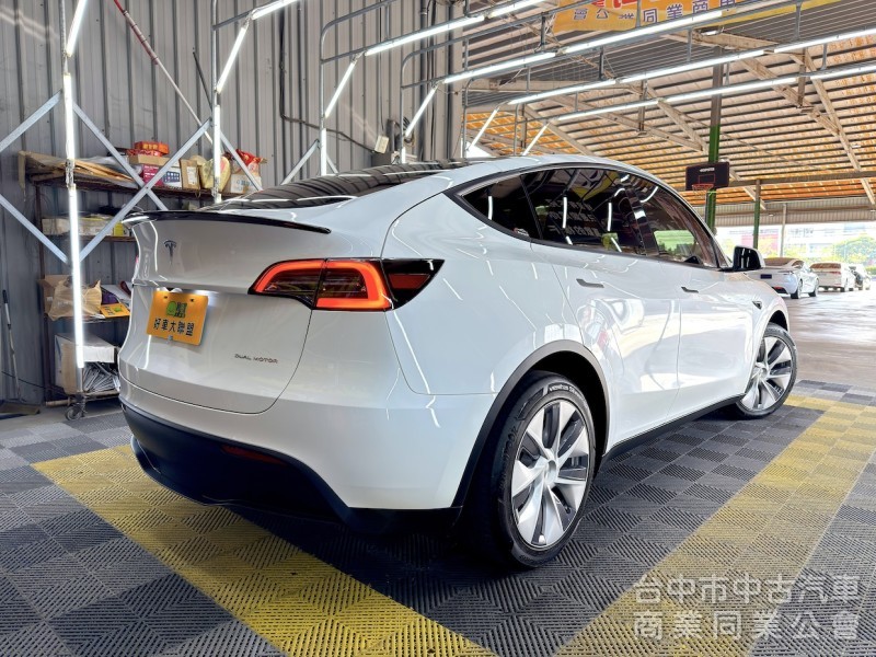 2024年 Tesla Model Y LR FSD 可全貸