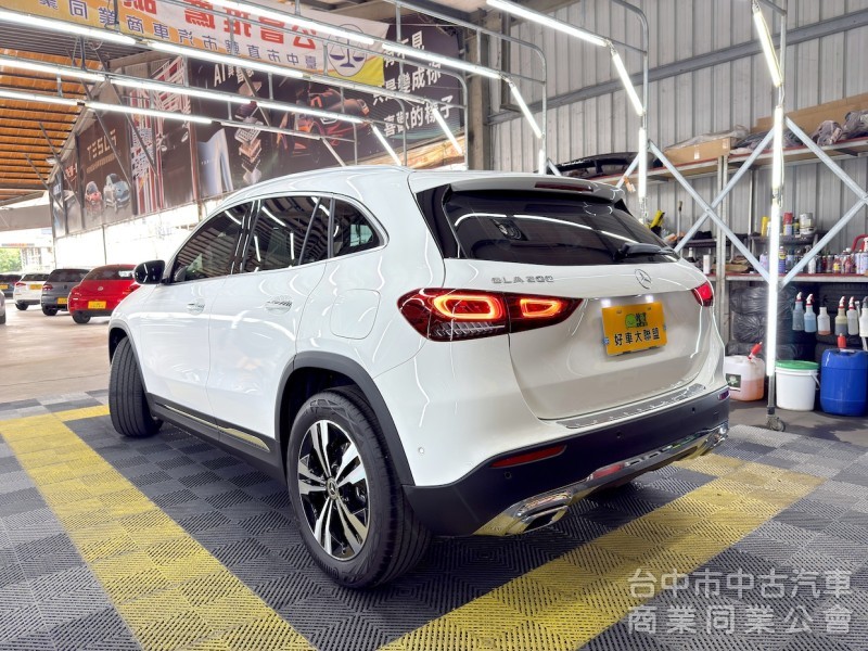鑫達車業 2021年 BENZ GLA200 23P 可全貸