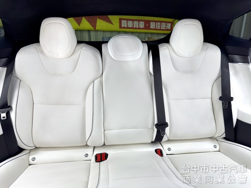 2023年 TESLA Model S Plaid 可全貸