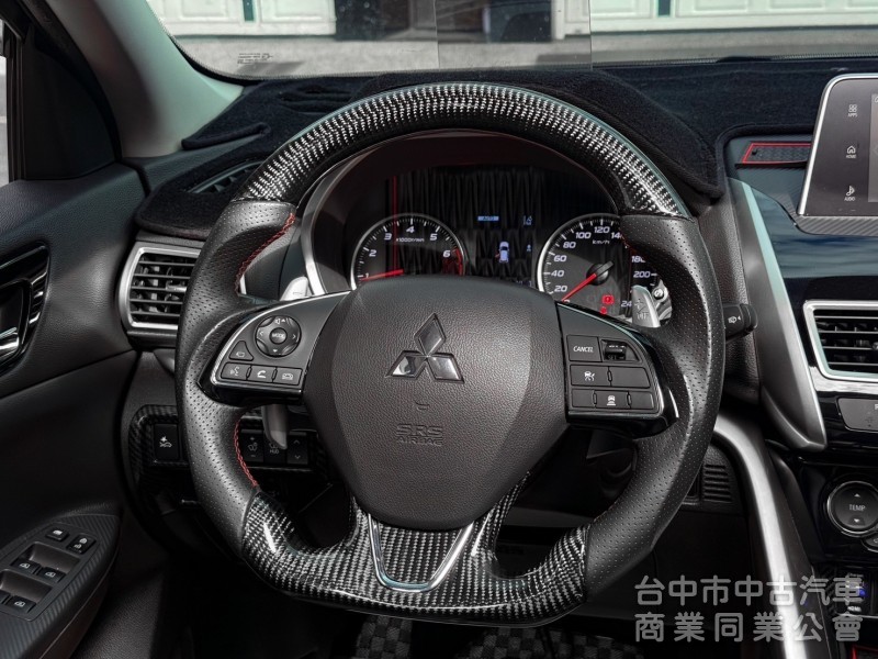 2019 MITSUBISHI ECLIPCE CROSS 4WD