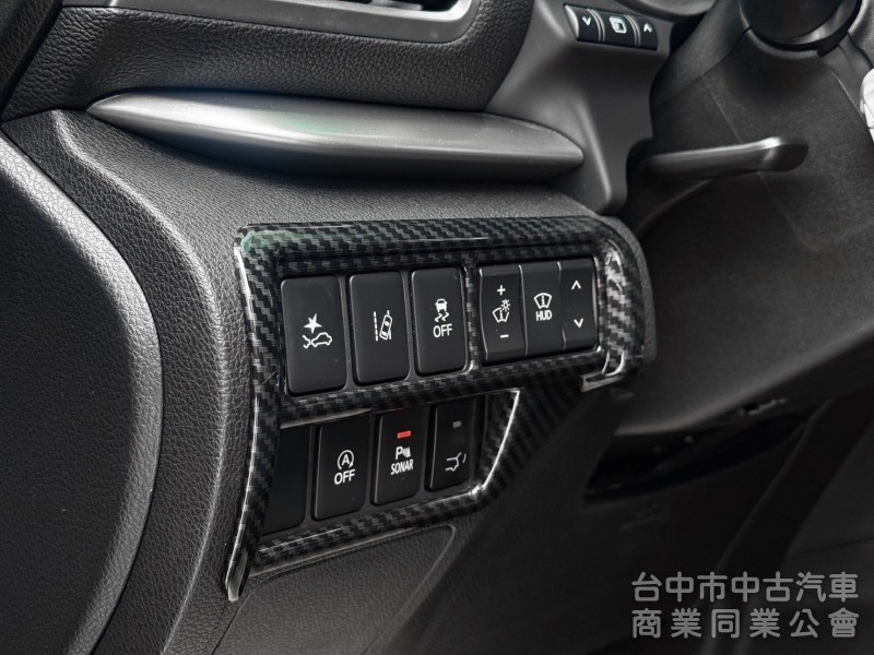 2019 MITSUBISHI ECLIPCE CROSS 4WD