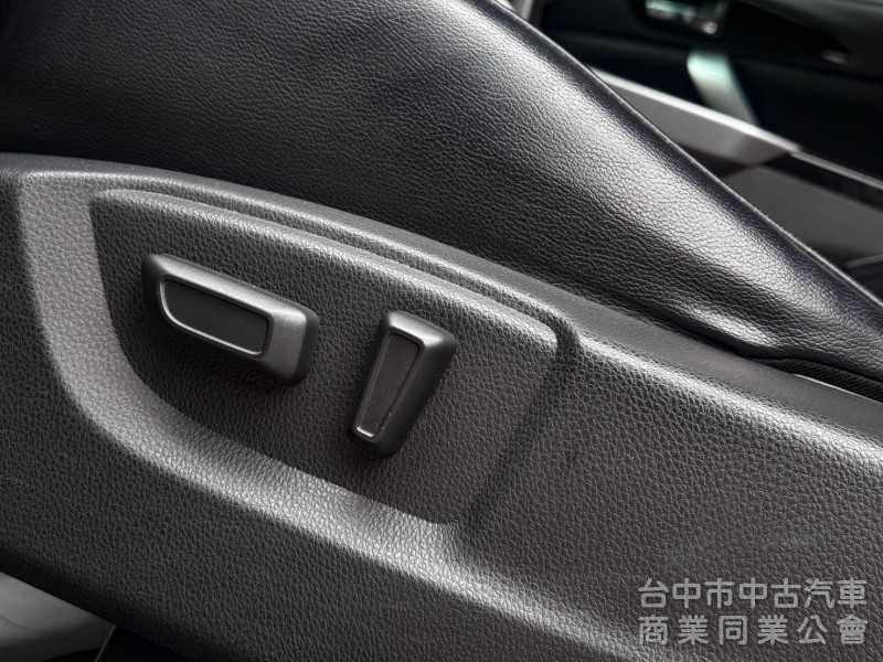 2019 MITSUBISHI ECLIPCE CROSS 4WD