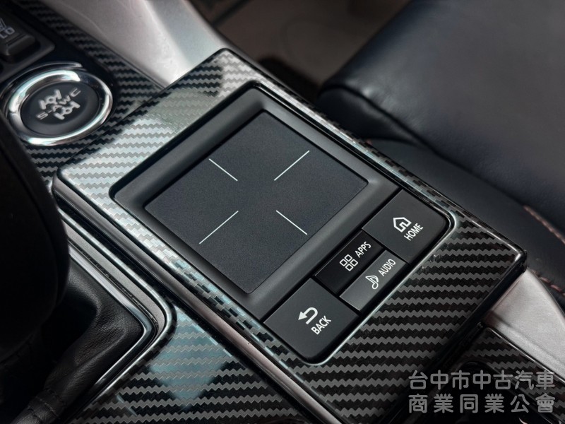 2019 MITSUBISHI ECLIPCE CROSS 4WD