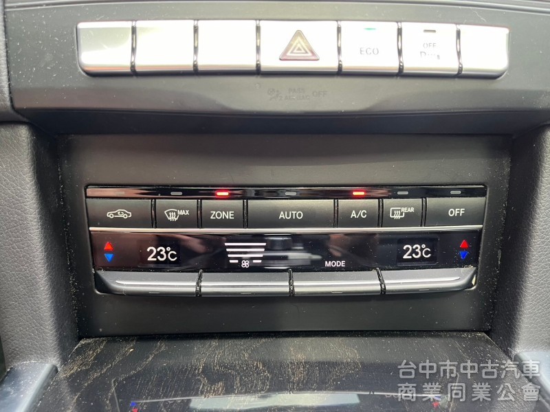 2014 BENZ E200 2.0