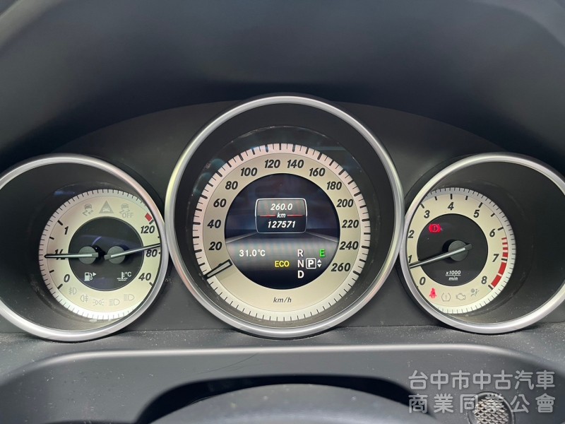 2014 BENZ E200 2.0