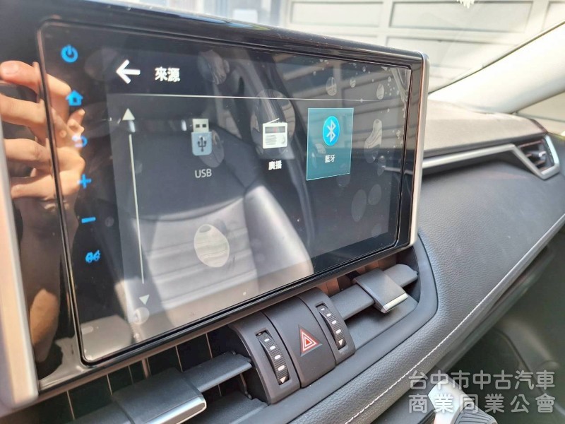 2022 TOYOTA RAV4 2.0 2WD